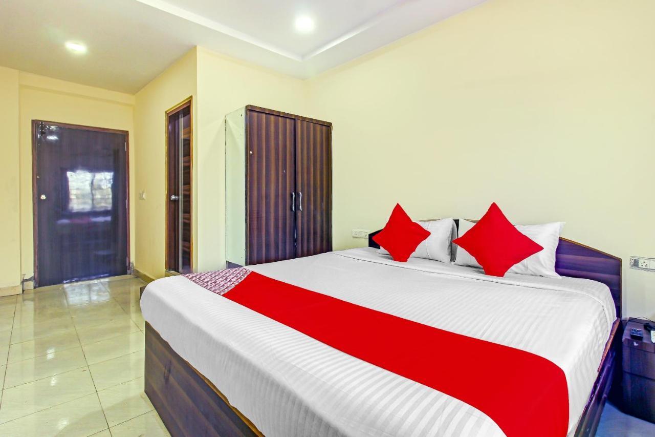 Hotel O Adhin Residency Hyderabad Exteriör bild