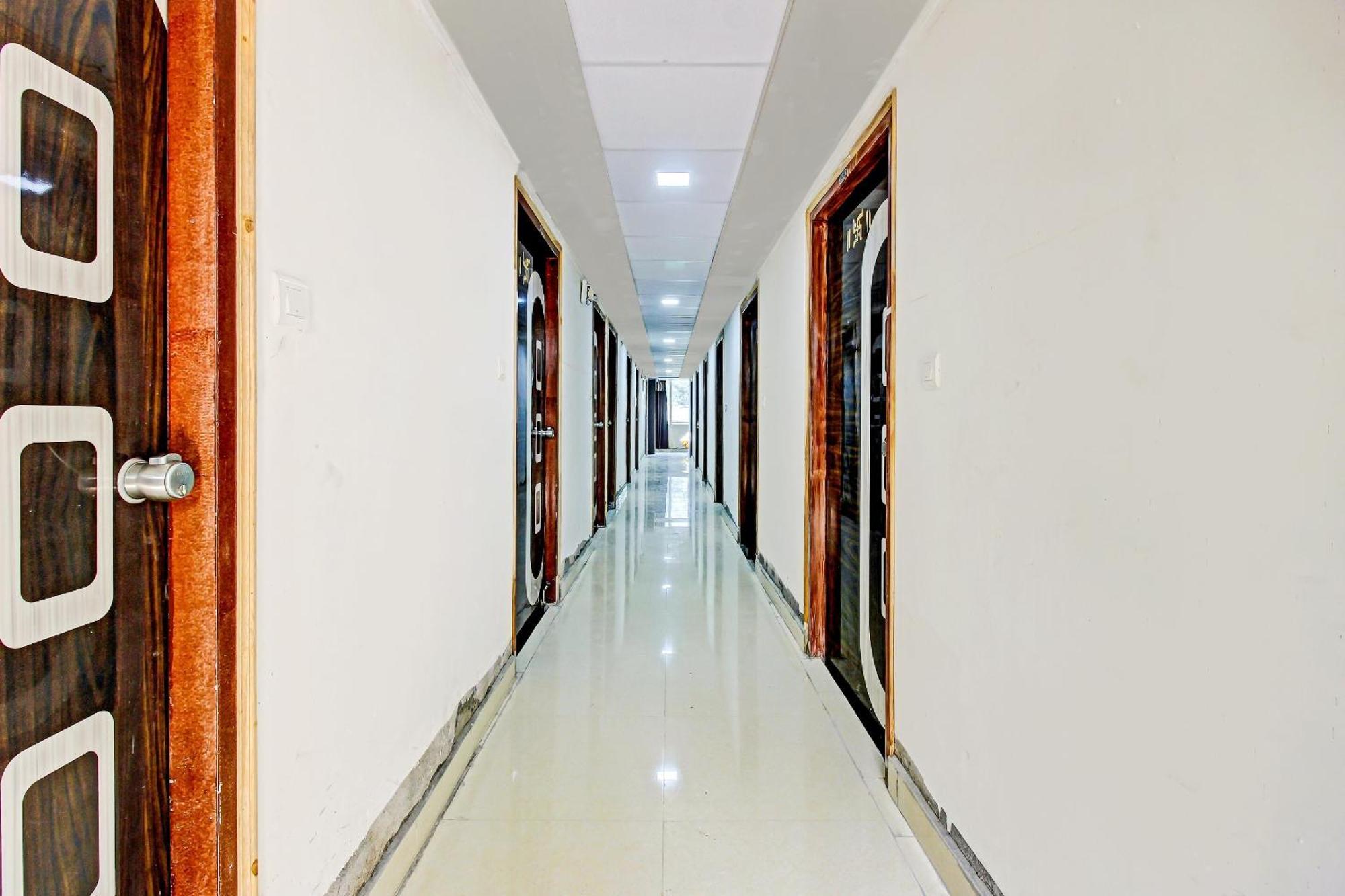 Hotel O Adhin Residency Hyderabad Exteriör bild