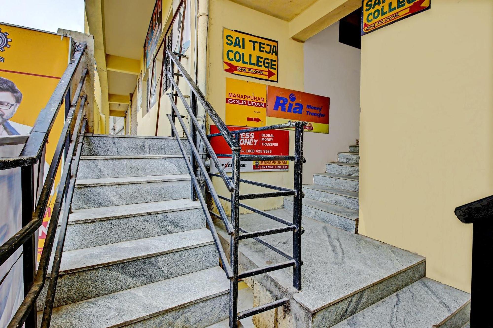 Hotel O Adhin Residency Hyderabad Exteriör bild