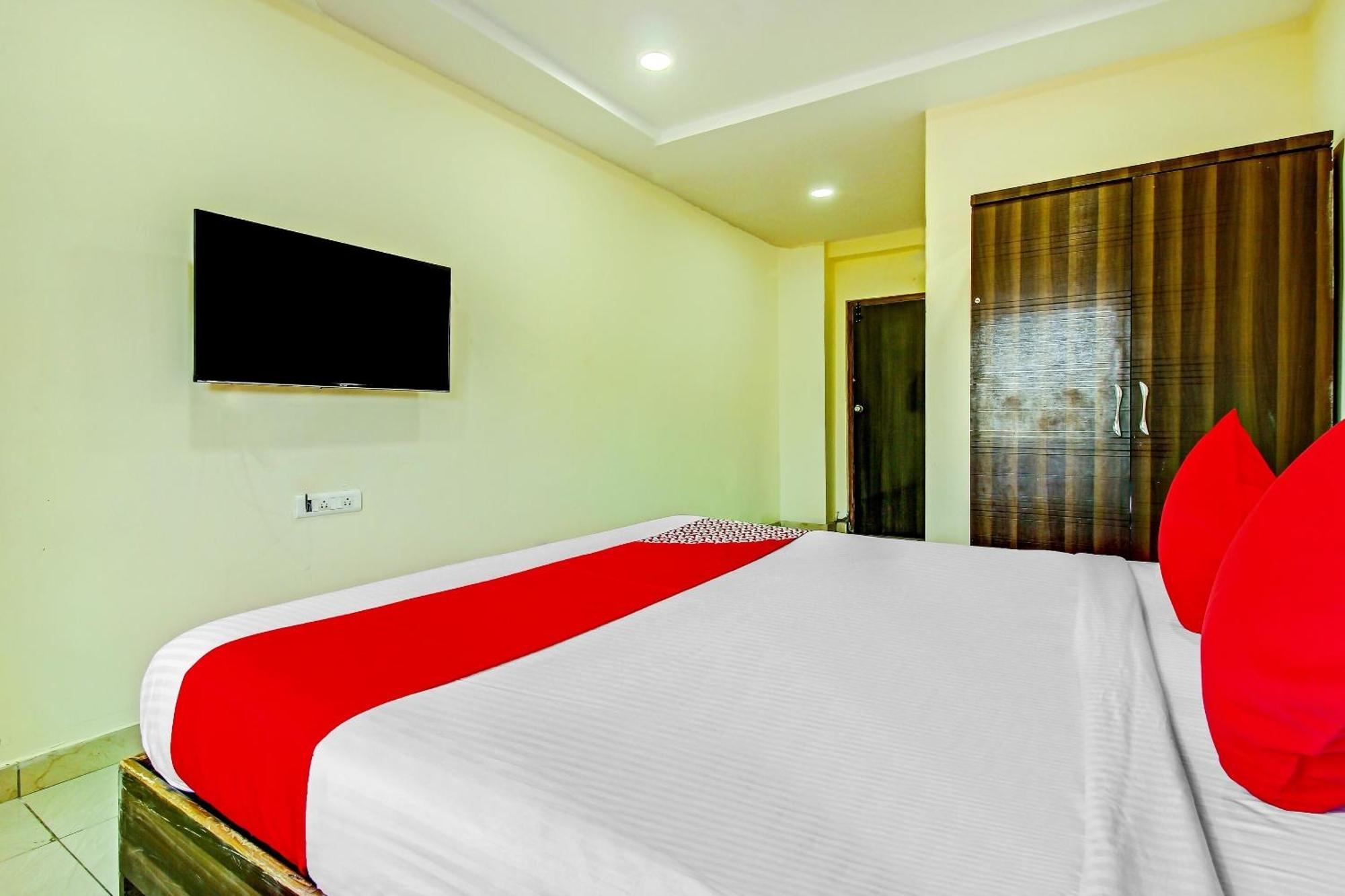 Hotel O Adhin Residency Hyderabad Exteriör bild